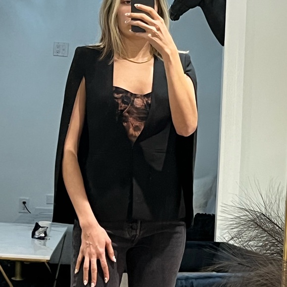 Blazer - Picture 2 of 2